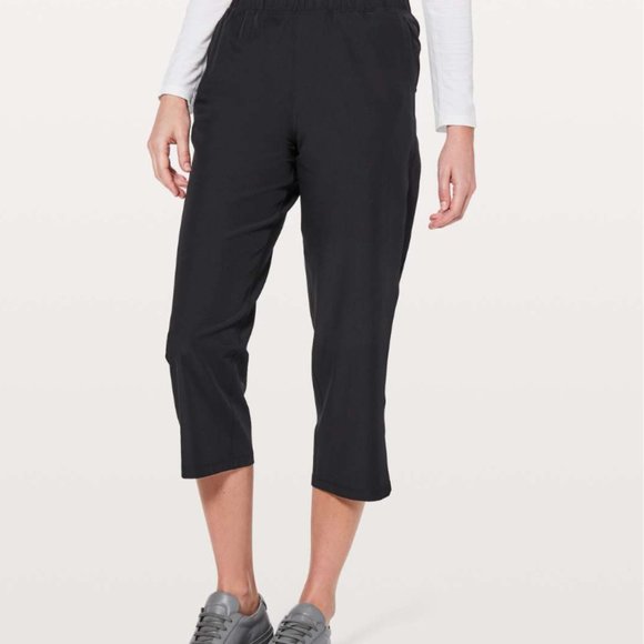 lululemon athletica next move Black Cropped Pants - Picture 3 of 10